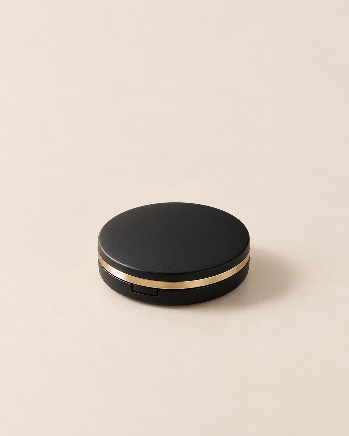 Miroir Compact Grossissant, boîtier rond noir mat fermé